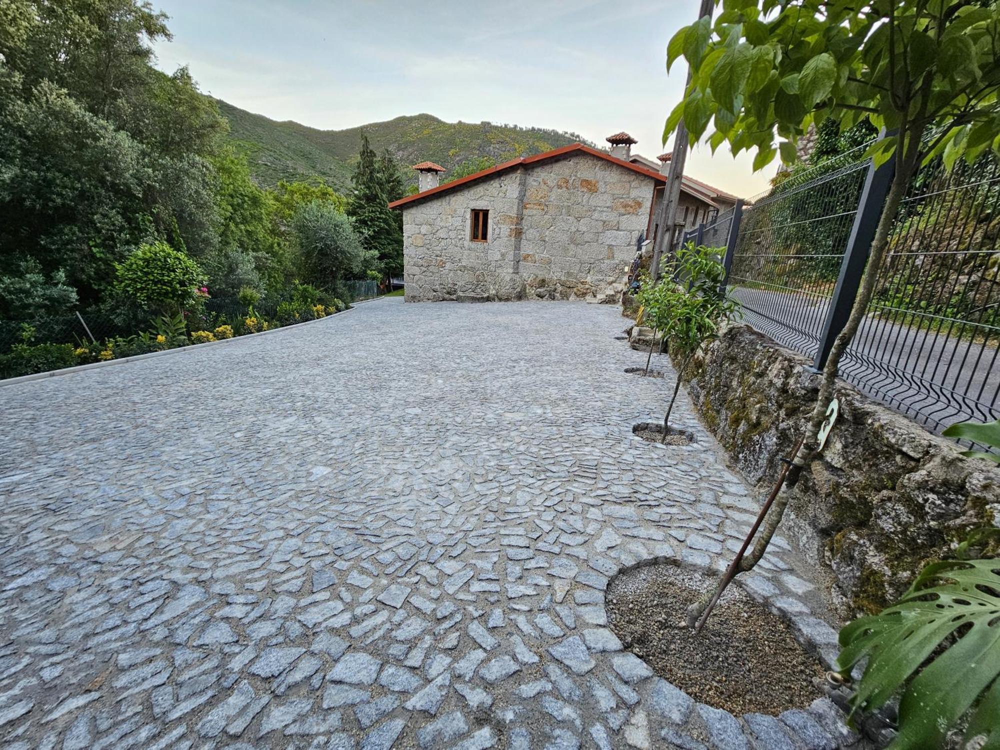 Quinta Da Casa Dos Santos - Inside Geres Guest House Exterior photo